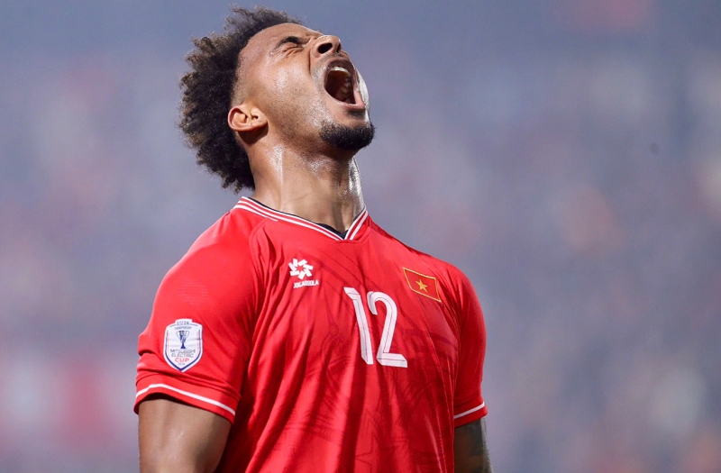 nguyen-xuan-son-tro-lai-viet-nam-hoi-ngo-dong-doi-tuyen-quoc-gia