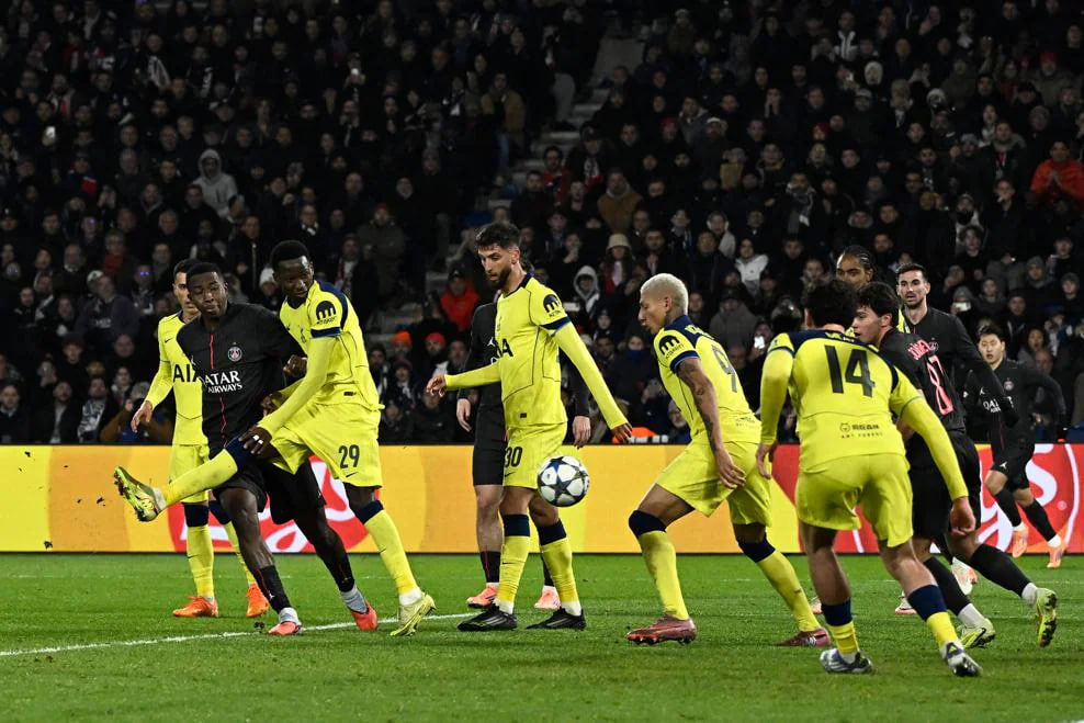 PSG vs Tottenham (03:00 &#8211; 27/11) | Xem lại trận đấu